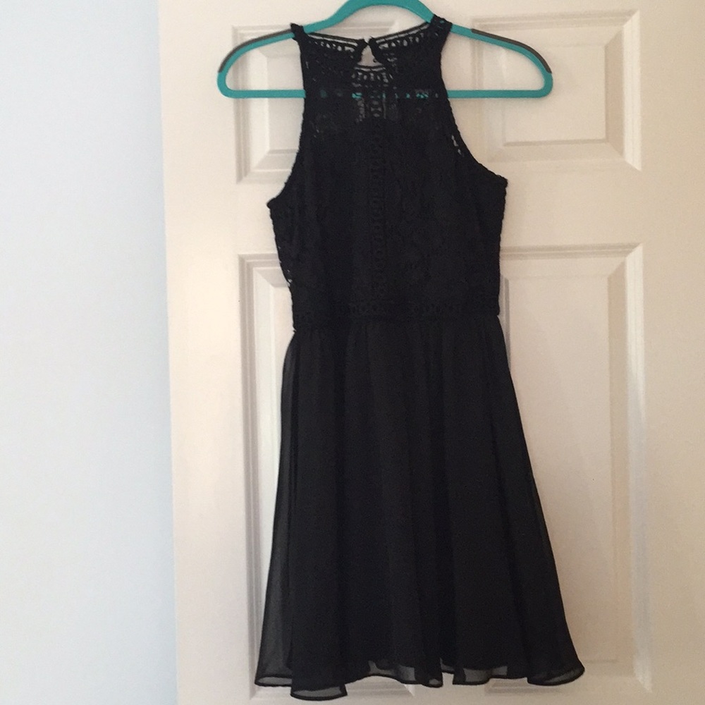 Alya Black Lace Dress